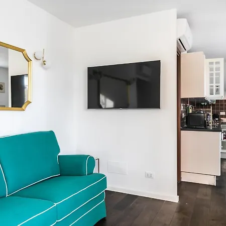 Luxury Penthouse In Trastevere *