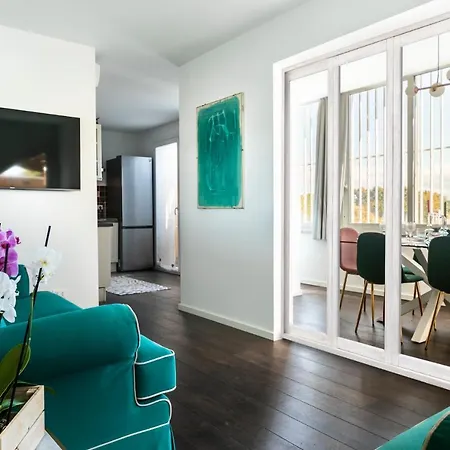 Luxury Penthouse In Trastevere